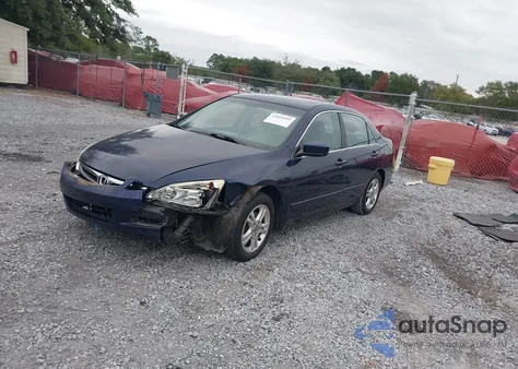 2006 Honda Accord 2.4 Ex z USA, uszkodzony, nr VIN 1HGCM56876A036493